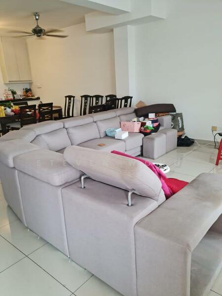 2-storey Terraced House for Sale in Semenyih (Selangor) - Steven Wong - Living Room - PropertyGuru.com.my