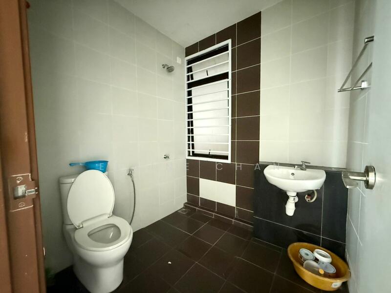 Apartment for Sale at Austin Regency (Pangsapuri Austin Perdana) - Elaine Chan - Bathroom - PropertyGuru.com.my