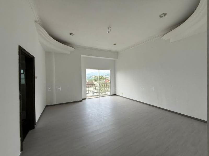 Semi-Detached House for Sale in Taman Wangsa Ukay (Ulu Kelang) - Zhi Hong Loh - Living Room - PropertyGuru.com.my