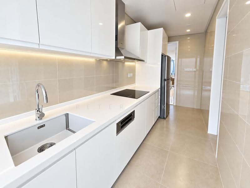 Kediaman Servis untuk Dijual di Crown Residences @ Pavilion Damansara Heights - Peter Sek - Kitchen - PropertyGuru.com.my