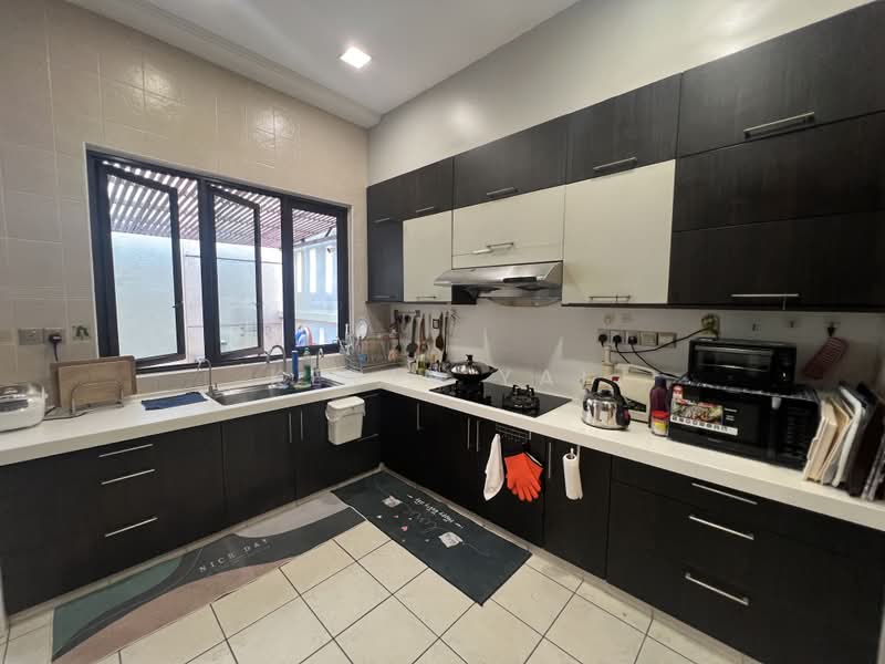 Rumah Berkembar untuk Dijual di Taman Seputeh (Seputeh) - Kevin Yai - Kitchen - PropertyGuru.com.my
