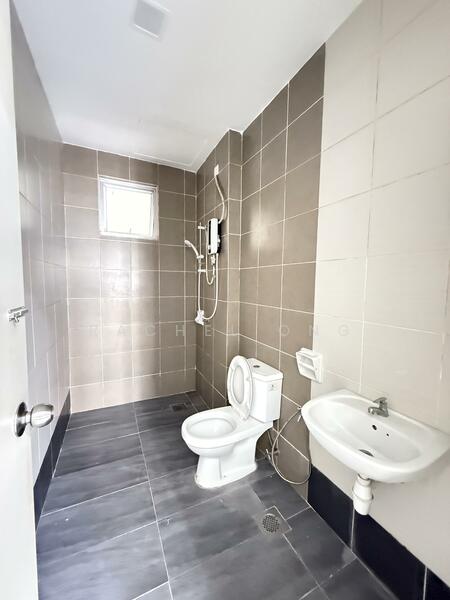 Service Residence for Sale at BSP 21 - Rachel Ong - Bathroom - PropertyGuru.com.my