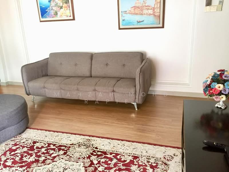 Rumah Banglo untuk Dijual di Shah Alam (Selangor) - Mahzah Mohd Rapiee - Living Room - PropertyGuru.com.my