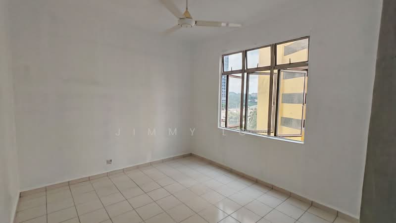Apartment for Sale at Pangsapuri Lagoon Perdana - Jimmy Low - PropertyGuru.com.my