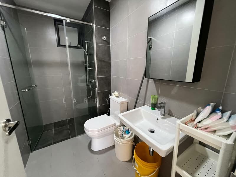 Service Residence for Rent at Sunway Belfield - Larry Wong - Bathroom - PropertyGuru.com.my