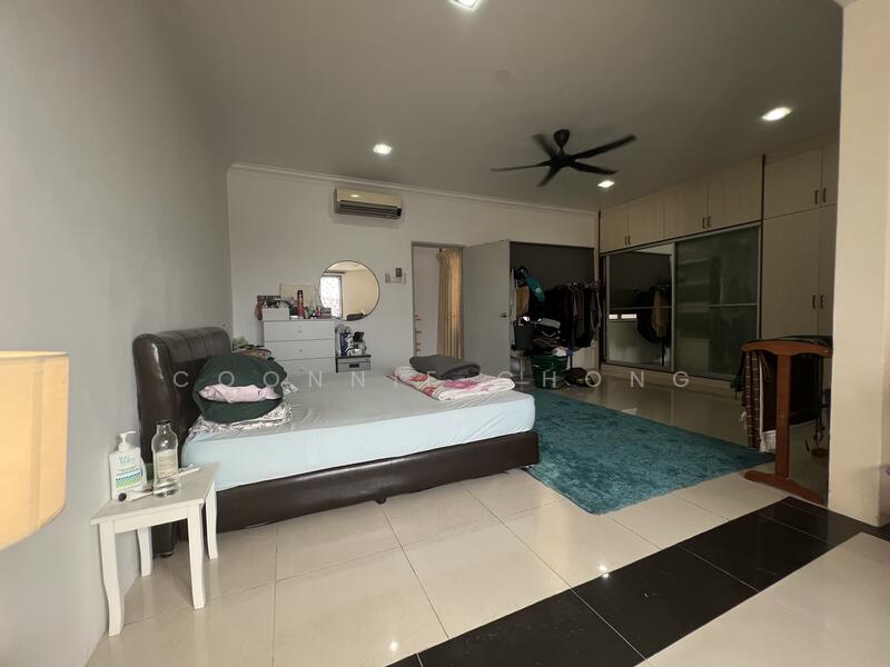 Taman Dagang Permai untuk Untuk Dijual - RM 1,250,000, Feb 2026 - Bedroom - PropertyGuru.com.my