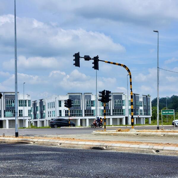 Shop for Rent in Kota Samarahan (Samarahan) - Sherene Kok - Exterior - PropertyGuru.com.my