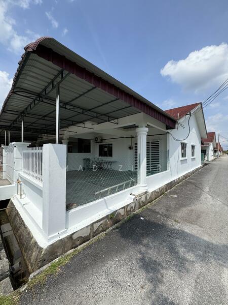For Rent - Rumah Sewa Pelajar UTHM