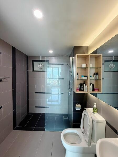 Condominium for Sale at The Z Residence - Tara Ng - Bathroom - PropertyGuru.com.my