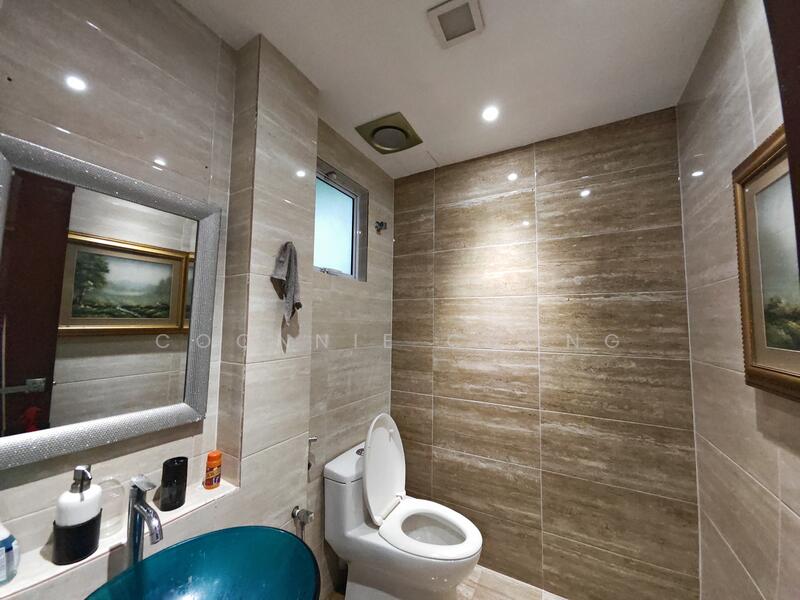 Taman Dagang Permai untuk Untuk Dijual - RM 3,000,000, Feb 2026 - Bathroom - PropertyGuru.com.my