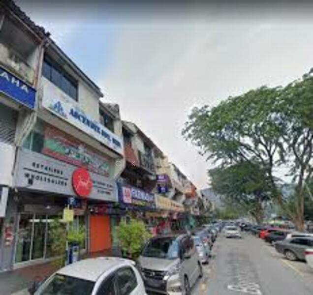 Untuk Dijual - Jalan Burhanuddin Helmi