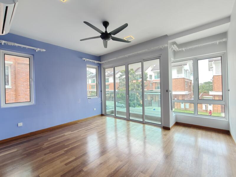 Bandar Sungai Long untuk Untuk Dijual - RM 1,800,000, Apr 2026 - Living Room - PropertyGuru.com.my