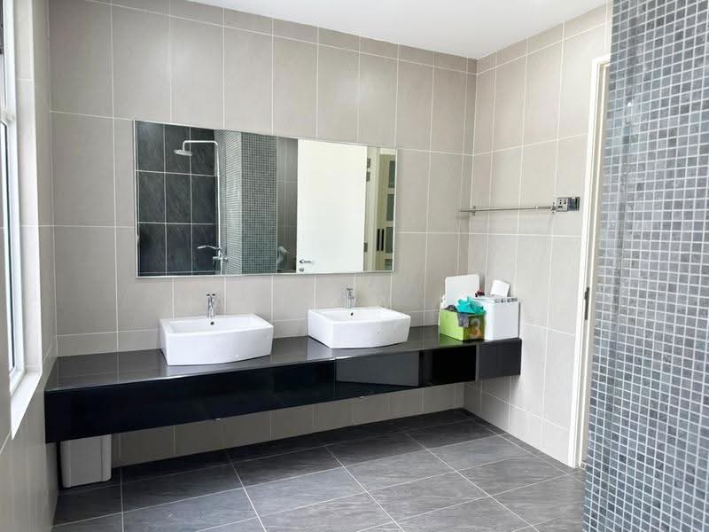 Rumah Berkembar untuk Dijual di d'Laman Greenville (Klang) - Matthew Lim - Bathroom - PropertyGuru.com.my