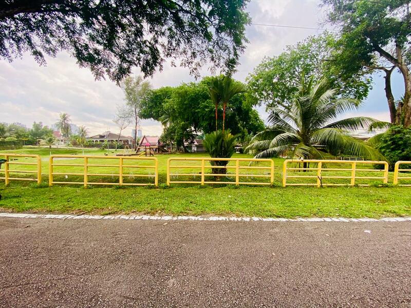 Taman Nong Chik untuk Untuk Dijual - RM 1,450,000, Mac 2026 - Exterior - PropertyGuru.com.my