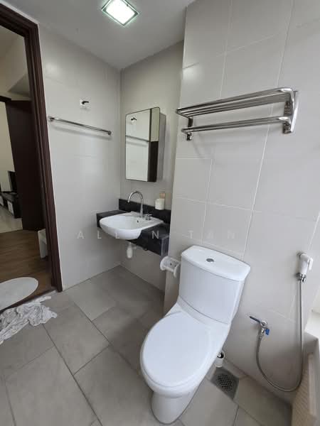 Service Residence for Sale at Saujana Residency - Allen Tan - Bathroom - PropertyGuru.com.my