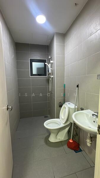 Kiara Plaza untuk Untuk Disewa - RM 1,100 /bulan, Feb 2026 - Bathroom - PropertyGuru.com.my