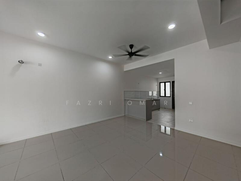 Terraced House for Sale in Klang (Selangor) - Fazri Omar - Living Room - PropertyGuru.com.my