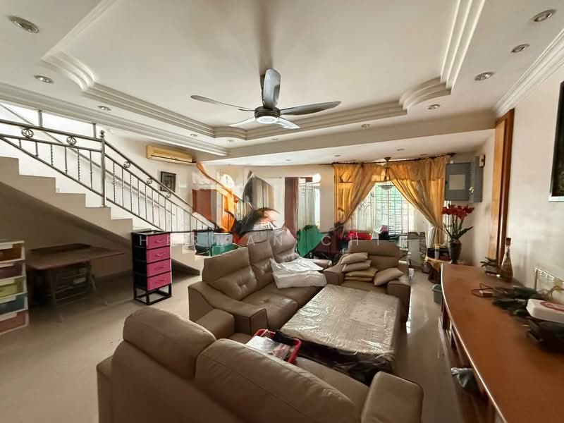 2-storey Terraced House for Sale in Ampang (Selangor) - Herman Chia - Living Room - PropertyGuru.com.my