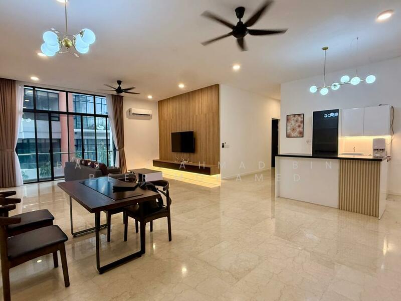 Condominium for Rent at 18 Madge - Bashir Ahmad Bin Peer Mohamed - Living Room - PropertyGuru.com.my