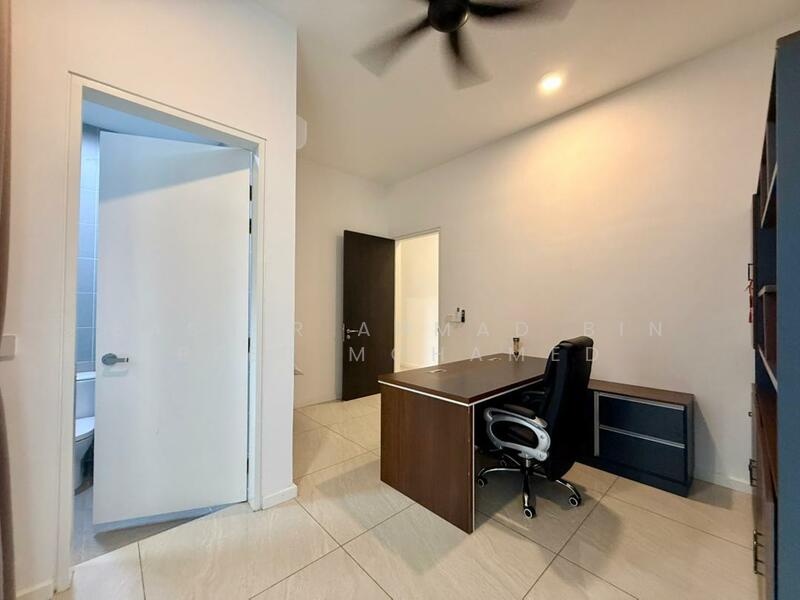 Condominium for Rent at 18 Madge - Bashir Ahmad Bin Peer Mohamed - Study - PropertyGuru.com.my