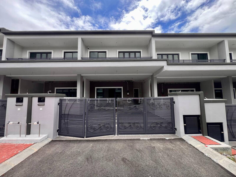 2.5-storey Terraced House for Sale in Ipoh (Perak) - Kevin Chai - Exterior - PropertyGuru.com.my