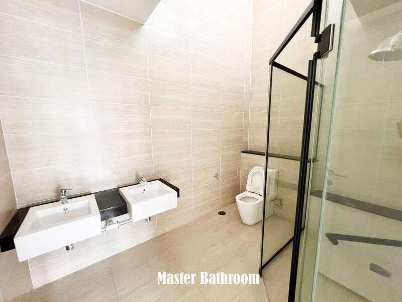 2.5-storey Terraced House for Sale in Ipoh (Perak) - Kevin Chai - Bathroom 4 - PropertyGuru.com.my