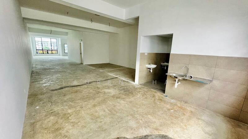 Shop for Rent in Austin Crest (Johor Bahru) - Lauren Chai - Interior - PropertyGuru.com.my