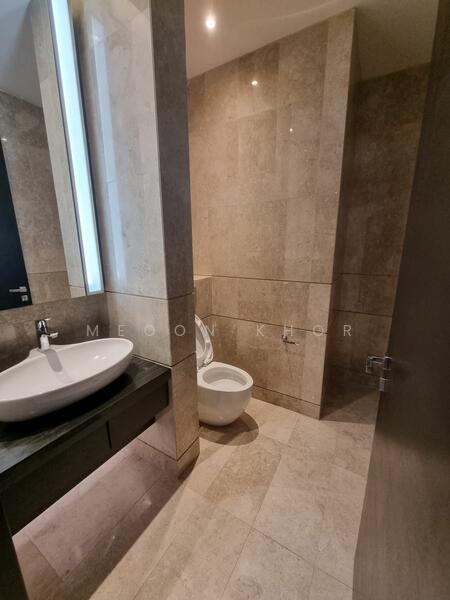 Service Residence for Sale at The Ritz-Carlton Residences - Meoon Khor - Bathroom - PropertyGuru.com.my