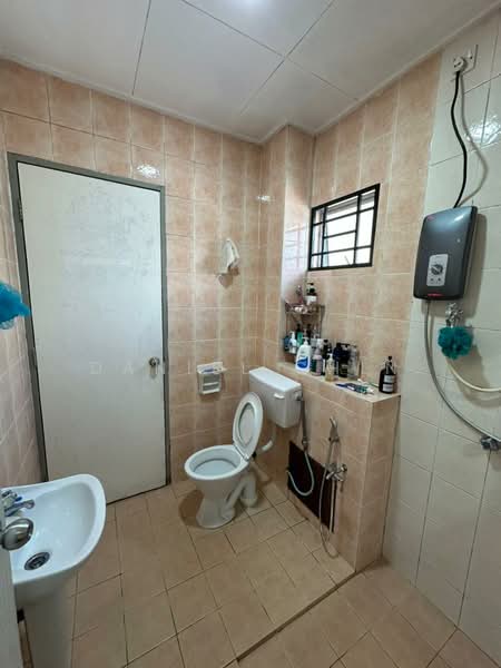 Rumah Teres 2 Tingkat untuk Dijual di Taman Sierra Ukay (Ulu Kelang) - Daniel Chin - Bathroom - PropertyGuru.com.my