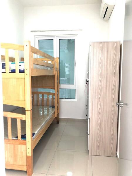 Condominium for Sale at Iris Residence - Camie Hoo - Bedroom - PropertyGuru.com.my