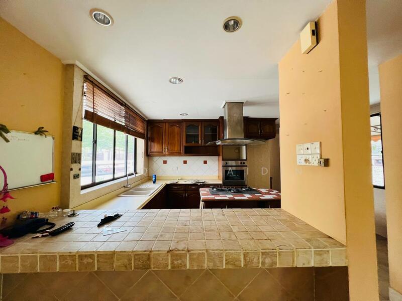 Bungalow for Sale in Shah Alam (Selangor) - Shiqin Saidin - Kitchen - PropertyGuru.com.my
