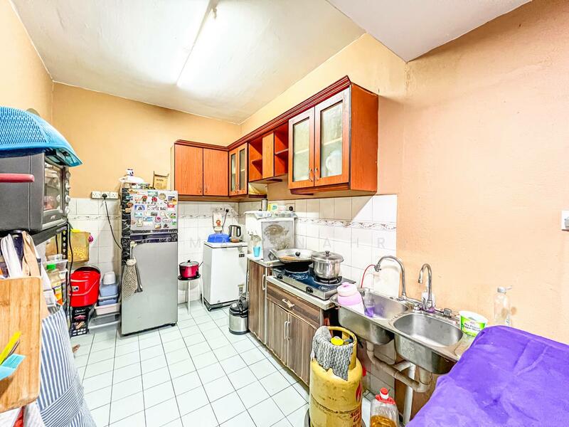 Taman Teluk Gedung Indah untuk Untuk Dijual - RM 599,000, Feb 2026 - Kitchen - PropertyGuru.com.my