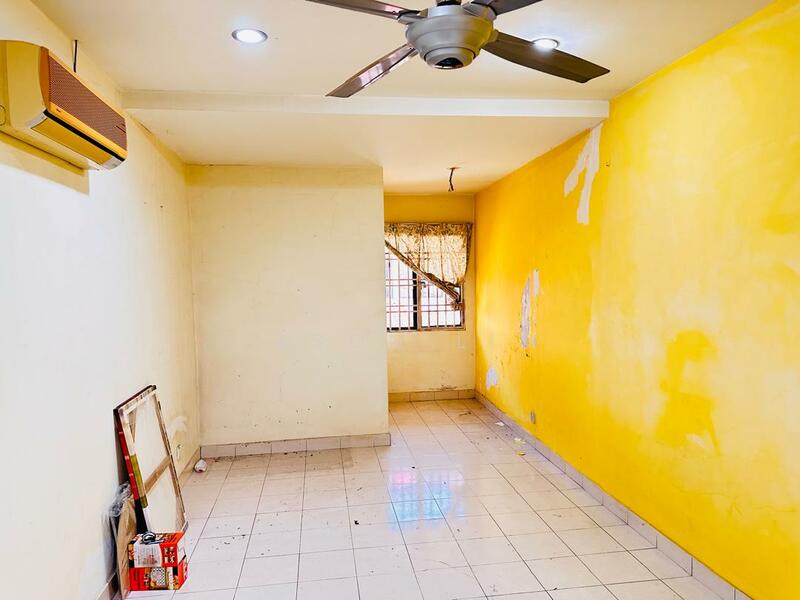 Terraced House for Sale in Bandar Puteri Klang (Klang) - Jason Lim - Bedroom - PropertyGuru.com.my