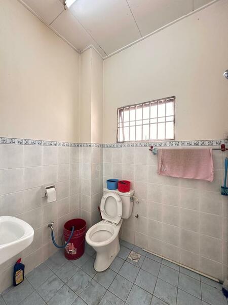 Terraced House for Sale in Bandar Puteri Klang (Klang) - Jason Lim - Bathroom - PropertyGuru.com.my