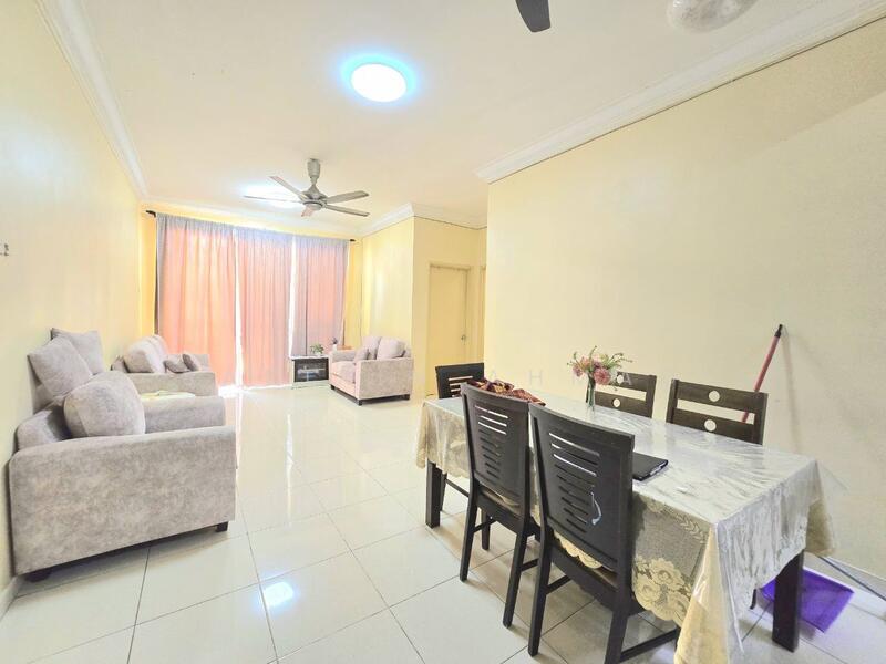 Condominium for Sale at Platinum Hill PV 6 - Sabirin Ahmad - Living Room - PropertyGuru.com.my