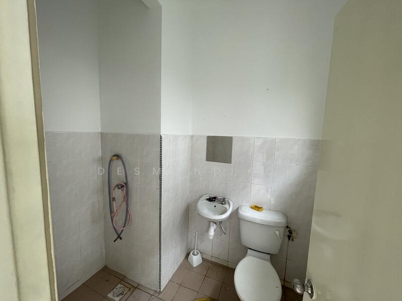 2-storey Terraced House for Rent in Bandar Sri Damansara (Selangor) - Desmond Kok - Bathroom - PropertyGuru.com.my
