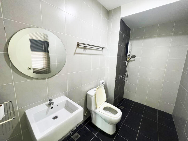 Arena Residence untuk Untuk Disewa - RM 2,500 /bulan, Mac 2026 - Bathroom - PropertyGuru.com.my