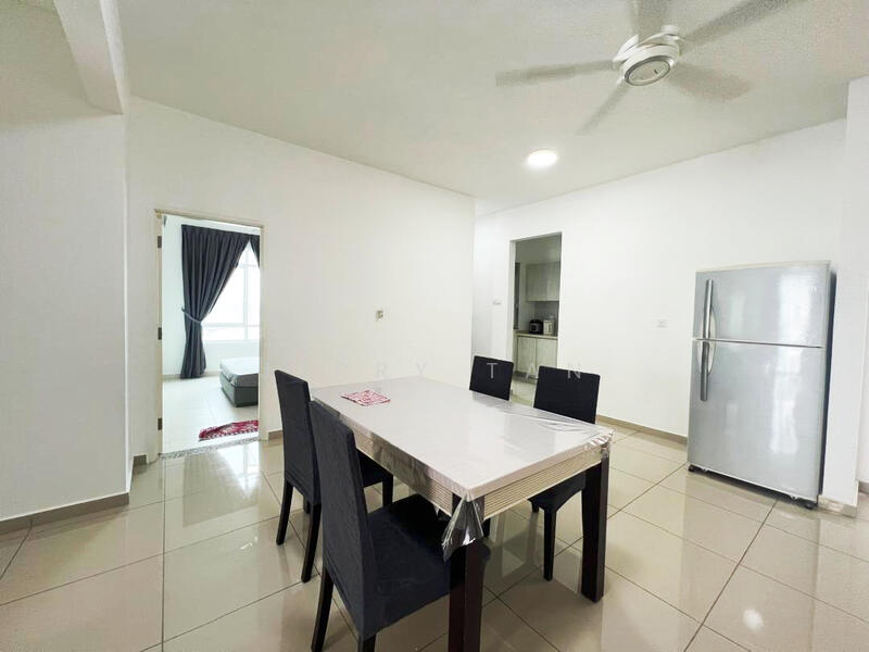 Arena Residence untuk Untuk Disewa - RM 2,500 /bulan, Mac 2026 - Dining Room - PropertyGuru.com.my