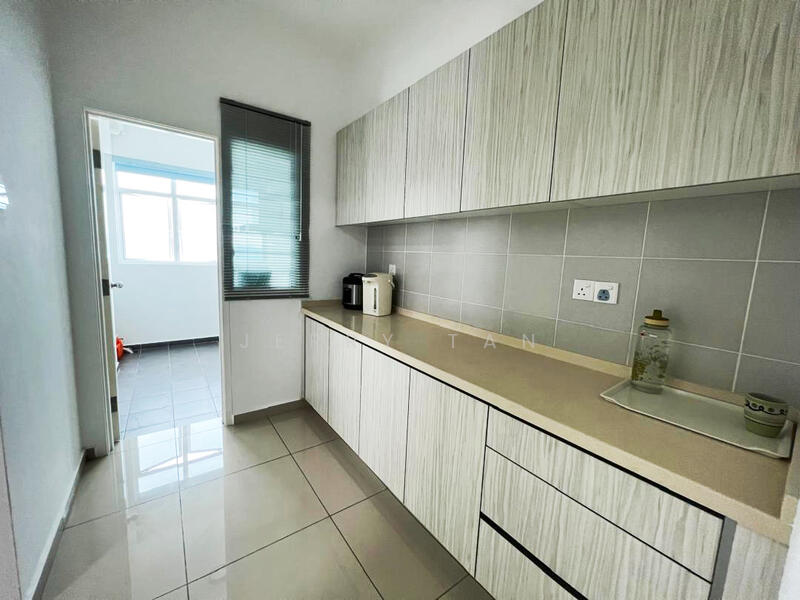 Arena Residence untuk Untuk Disewa - RM 2,500 /bulan, Mac 2026 - Kitchen - PropertyGuru.com.my