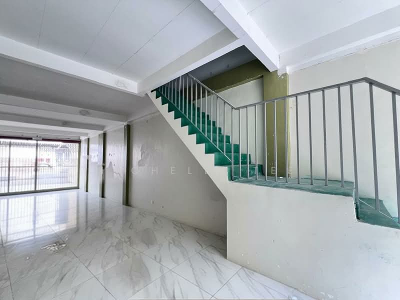Shop for Rent in Kawasan 1 (Klang) - Michelle Tee - Interior - PropertyGuru.com.my