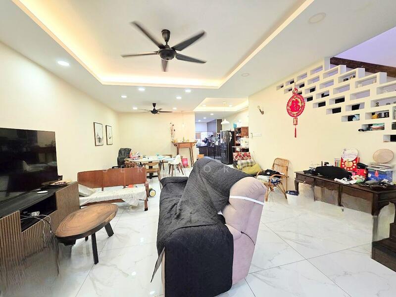 2-storey Terraced House for Sale in Seksyen 23 (Shah Alam) - Seri Nordin - Living Room - PropertyGuru.com.my