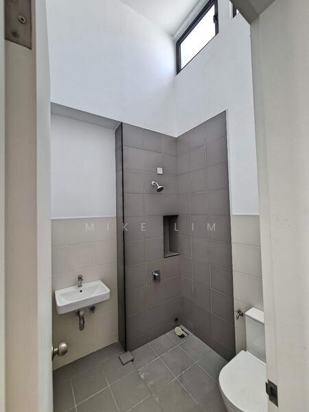 2-storey Terraced House for Sale in Eco Majestic (Semenyih) - Mike Lim - Bathroom - PropertyGuru.com.my