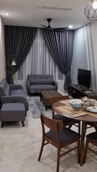 Servis Apartment untuk Dijual di Sky Suites @ KLCC - Gigi Yong - Living Room - PropertyGuru.com.my
