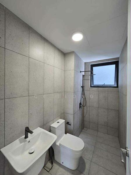 Condominium for Rent at EdgeWood Residences @ SkySanctuary - CK Teong - Bathroom - PropertyGuru.com.my