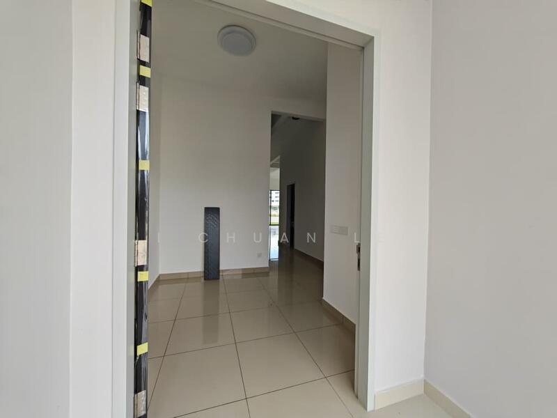 Semi-Detached House for Sale in Cyber 10 (Cyberjaya) - Ji Chuan Lee - Entrance - PropertyGuru.com.my