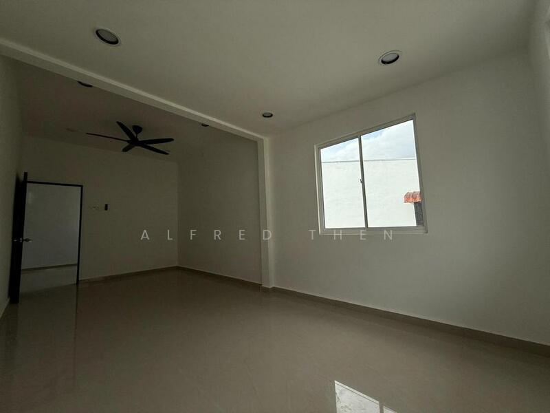 2-storey Terraced House for Sale in Taman Tasek (Johor Bahru) - Alfred Then - Interior - PropertyGuru.com.my