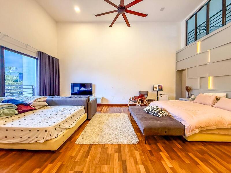 For Sale - Denai Alam : Ficus Peak