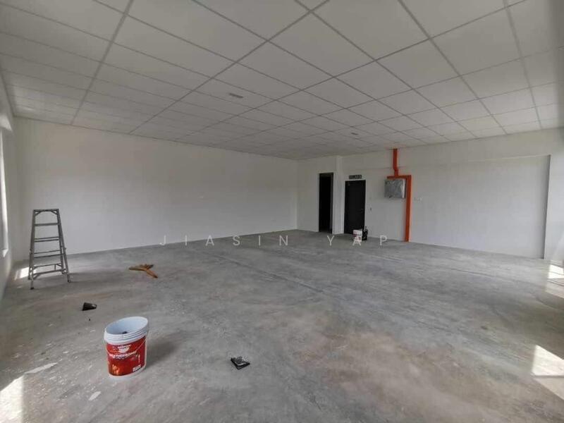 1.5 Storey Semi-Detached Light Industry for SALE @ Palmera Industrial Park, Bukit Minyak untuk Untuk Dijual - RM 3,200,000, Feb 2026 - Interior - PropertyGuru.com.my
