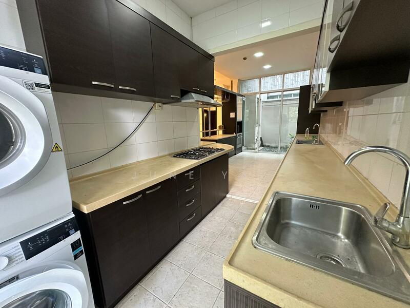 Semi-Detached House for Rent in Duta Tropika (Batu) - June Yap - Kitchen - PropertyGuru.com.my