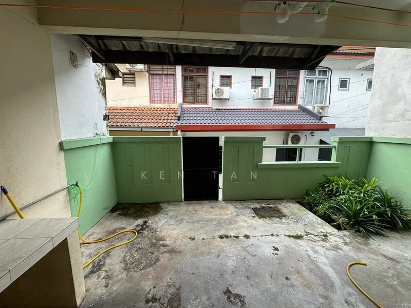 2.5 Storey Terrace @ Bukit Serdang untuk Untuk Dijual - RM 780,000, Mac 2026 - Exterior - PropertyGuru.com.my